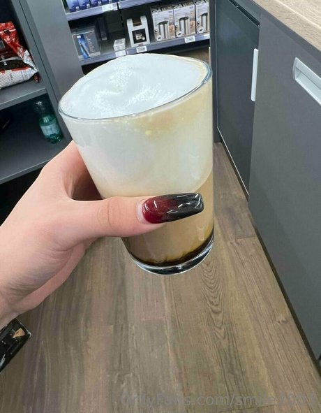 smile2003 perfect actress picture