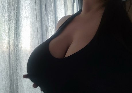 Lady McBosom model art image