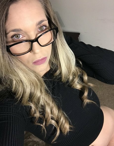 leeshalynne pornographic actress galleries