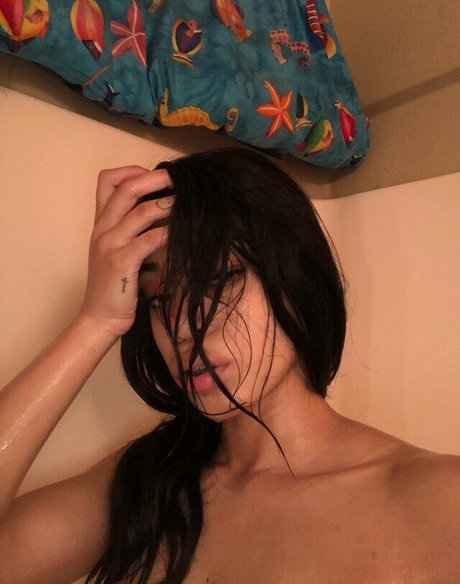 cokax star exclusive pics