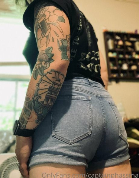 captainphassma adult actress gallery