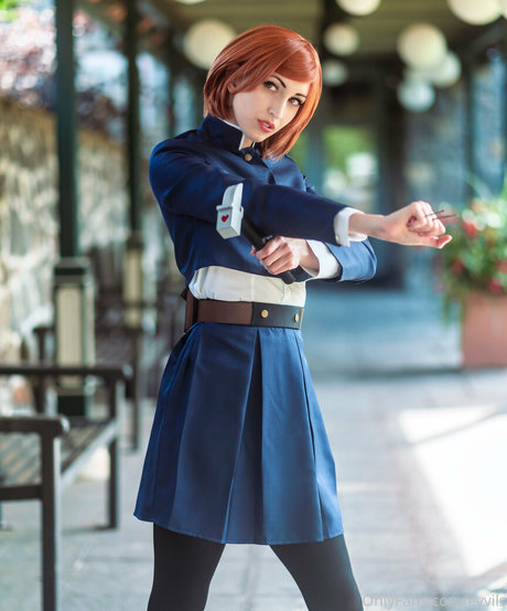 evvils star nudes photo