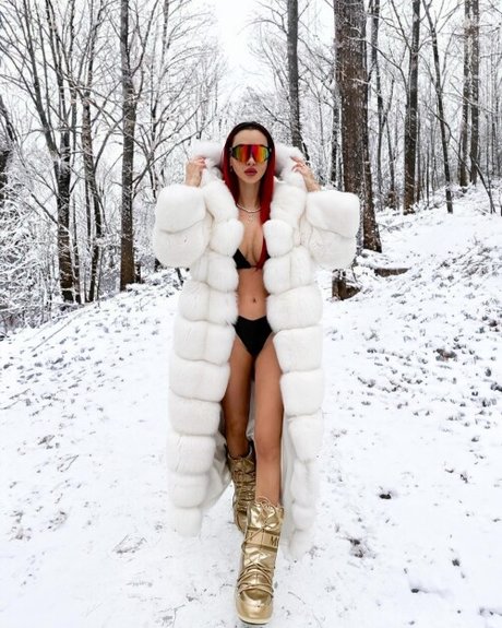 Valentina Fradegrada xxx star archive