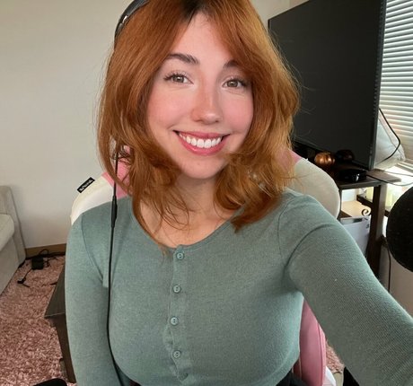 breebunn art actress img