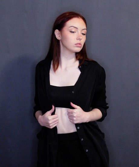 Quantum ASMR xxx model image