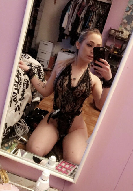 Kepitasecrett model adult archive