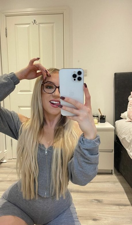 asmr gay onlyfans beautiful picture