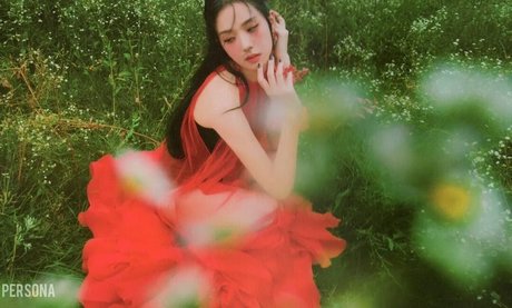 Jisoo hot model picture