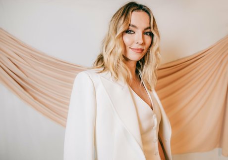 Jodie Comer hd actress galleries