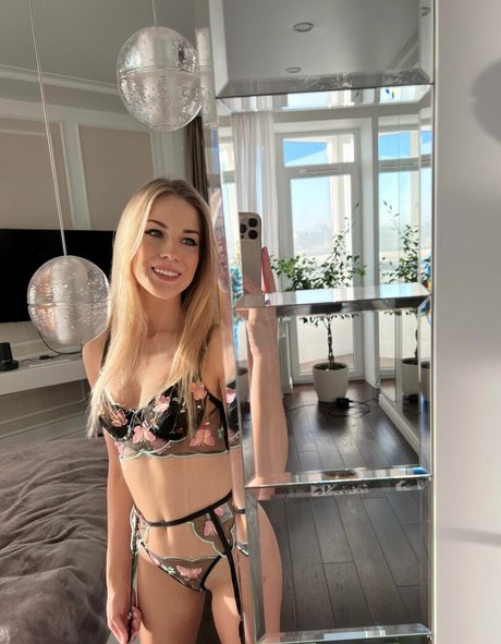 male asian onlyfans art nude pictures