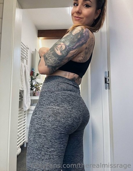 Missrage naked pornstar galleries