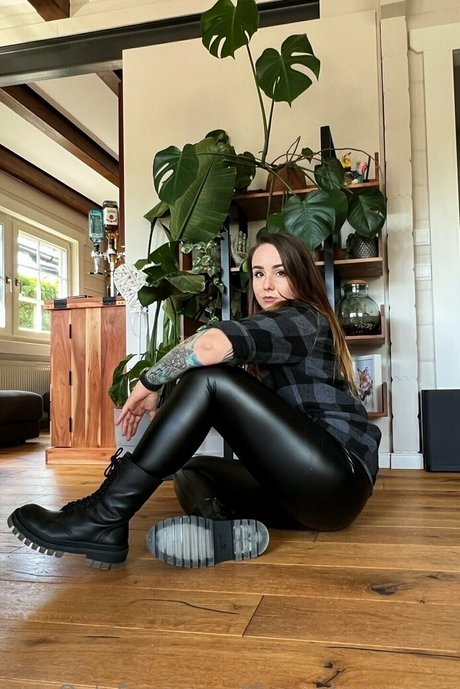 Missrage Profile photo