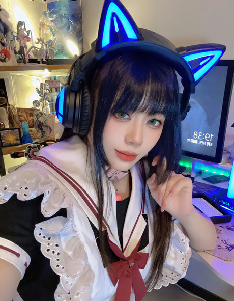 Jiu Yan pornstar sex images