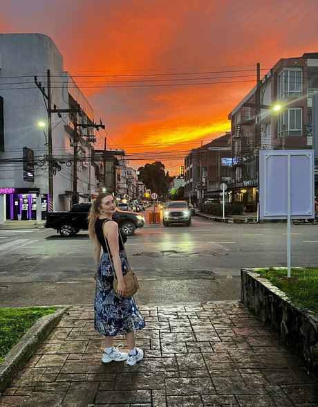 Blissful Whisper ASMR model hot pic