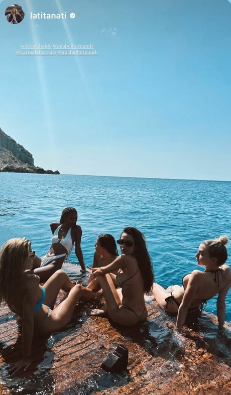 Anabel Hernandez erotic actress photo