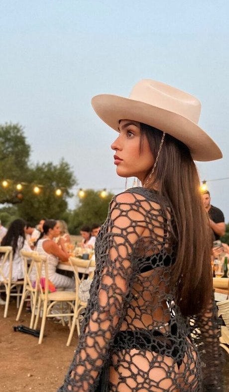 Anabel Hernandez model best image