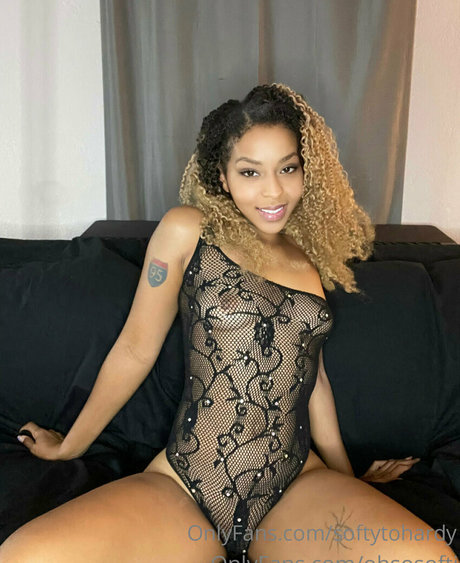 ohsosofti adult model img