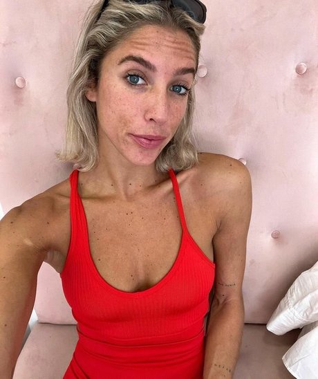 Carlotad26 exclusive star pictures