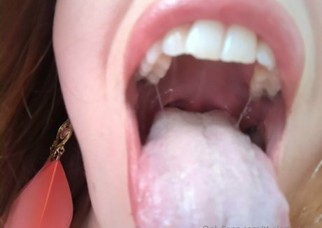 giantessgingerofficial free actress galleries