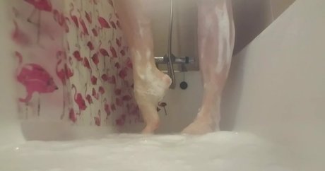 giantessgingerofficial Quick photo