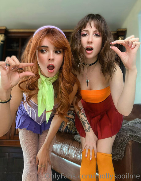 mollyspoilme pornstar adult images