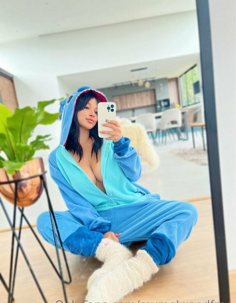 perfect shemale onlyfans art porn image