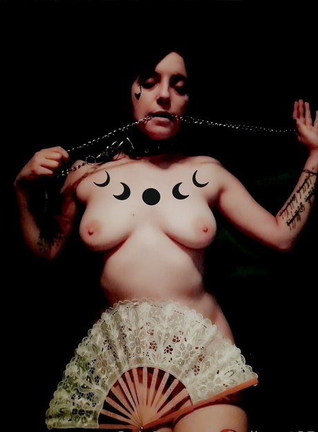 mikyart85 sexy actress picture