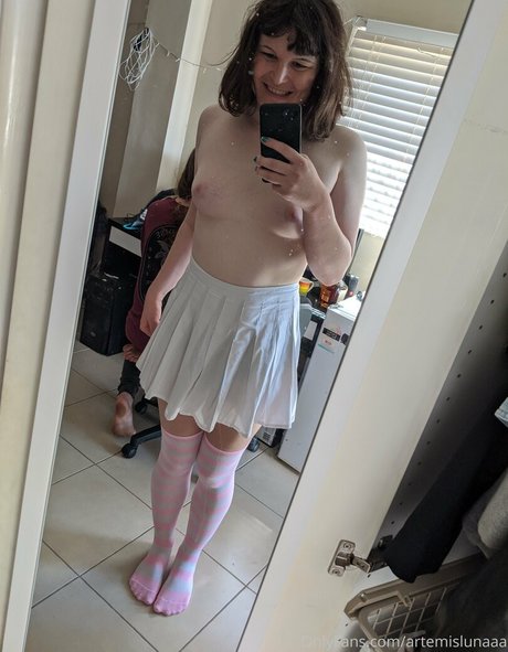 artemislunaaa high quality actress gallery