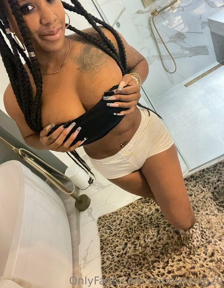 minniexoxo20 star nice pictures