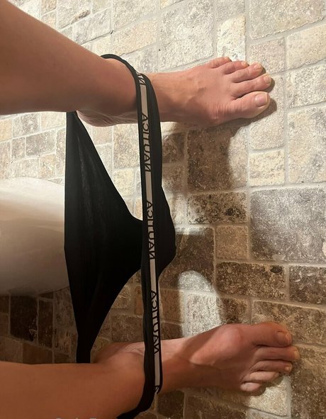 longtoesally stormy star best img