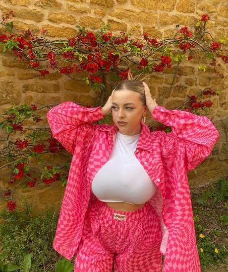 Amber Rose Brightman free actress pictures