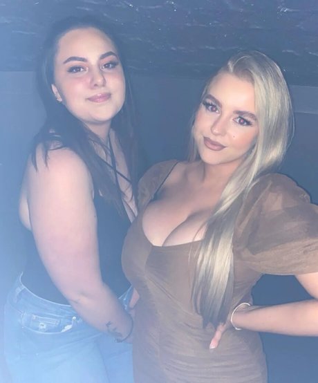 Amber Rose Brightman porn actress gallery