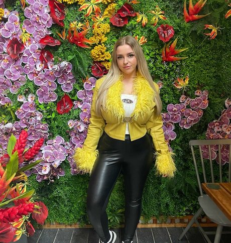 Amber Rose Brightman hd actress archive