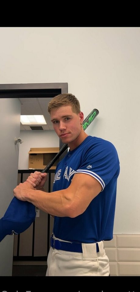 swolemattyy actress pic