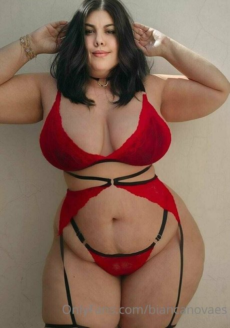 Bianca Novaes free star img