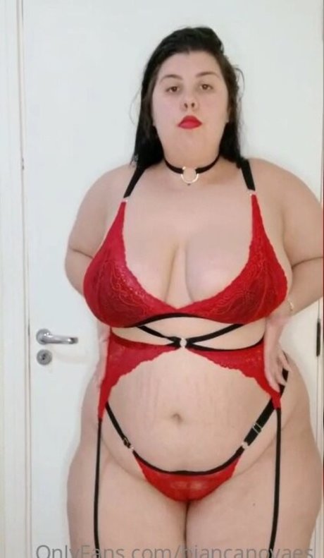 Bianca Novaes exclusive star photos