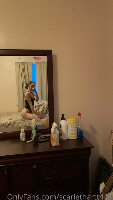 scarlethartt444 erotic model galleries
