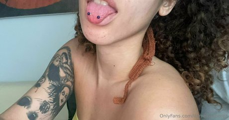 skinny babe onlyfans art nude photo