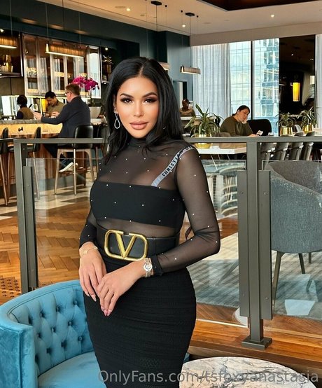 tsfoxyanastasia perfect actress pic