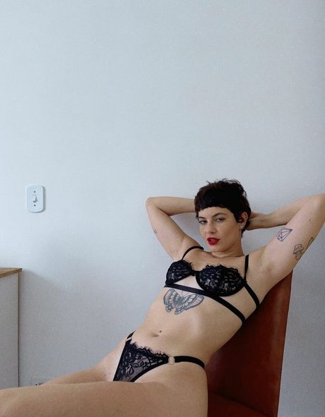 bride onlyfans beautiful naked images