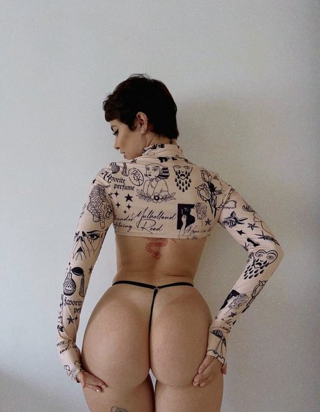 Marceli Cardozo model image