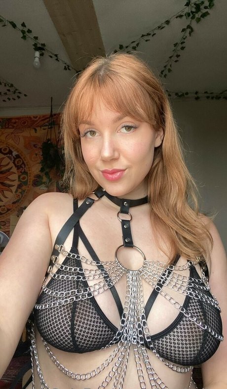 asmrbylisa free model pictures