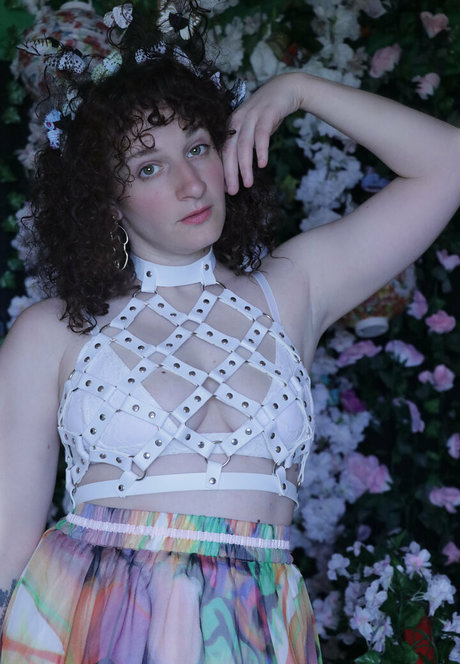 brittanysimon model naked gallery