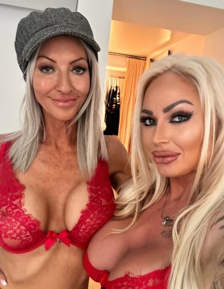 leather leggings onlyfans pornographic gallery