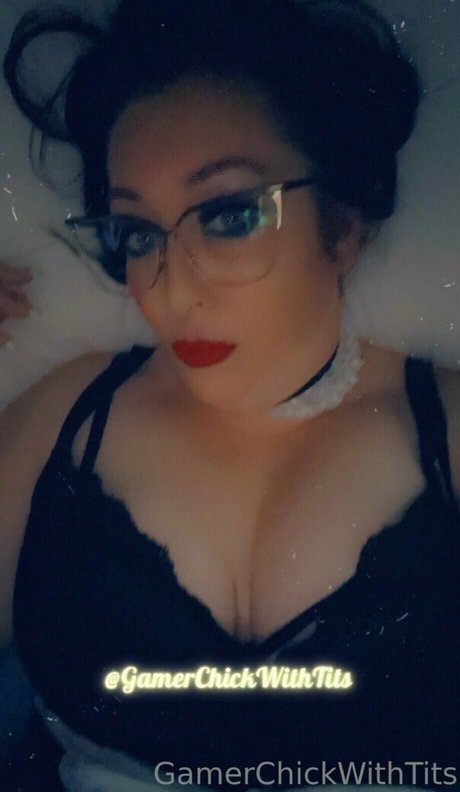 thai teen onlyfans hot nude picture