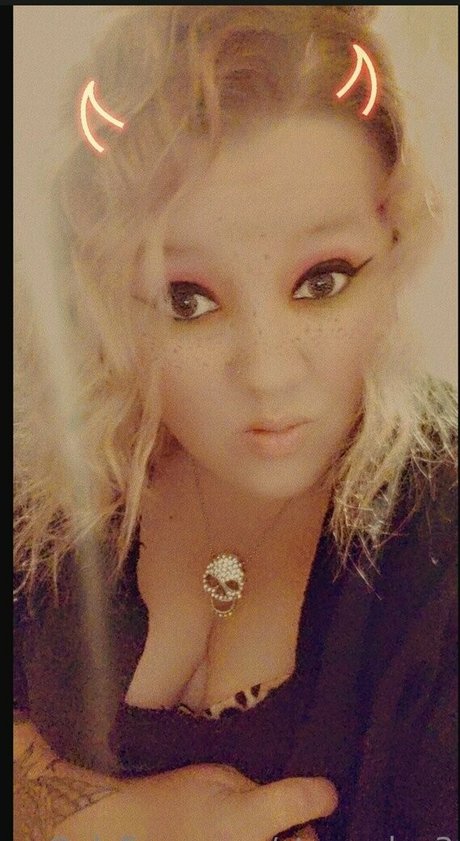 stormylov3 erotic model photo