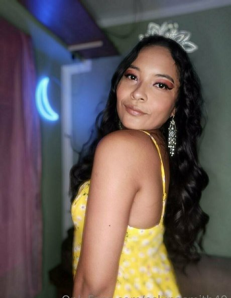 eslunasmith49 xxx model picture