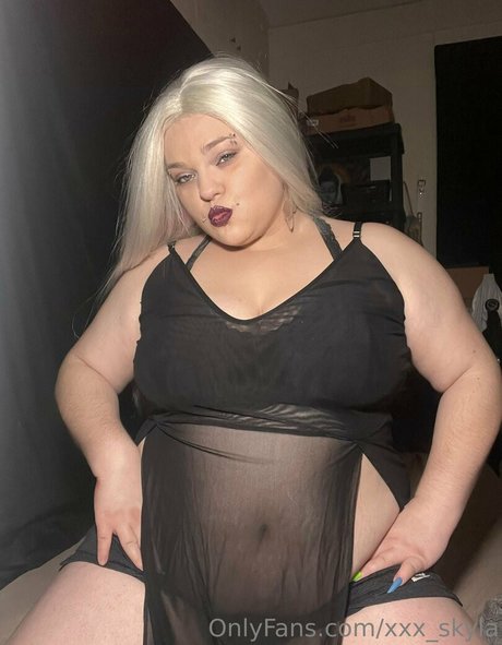 onlyskyyla exclusive pornstar photo