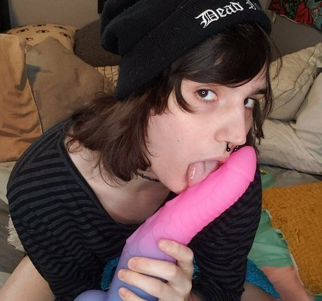 skyyshark beautiful model archive