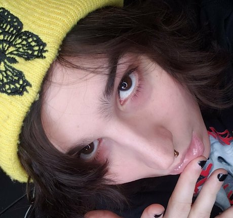 skyyshark star erotic pic